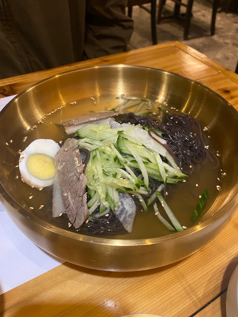 Mul Naengmyeon 冷麵 물냉면